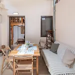 Anassa 5 City Center Studio